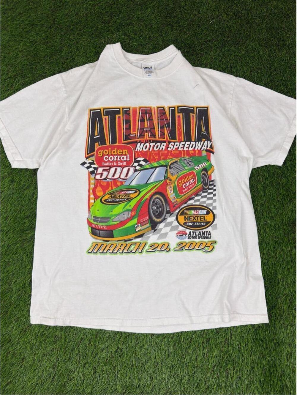 Vintage 2005 Atlanta Motor Speedway NASCAR tee 🏁